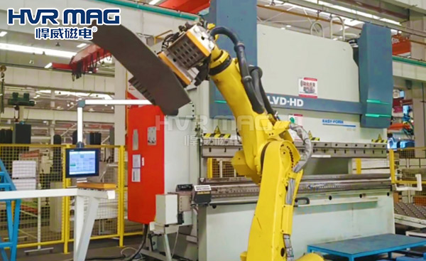 機器人電磁鐵吸盤夾具該如何選型？