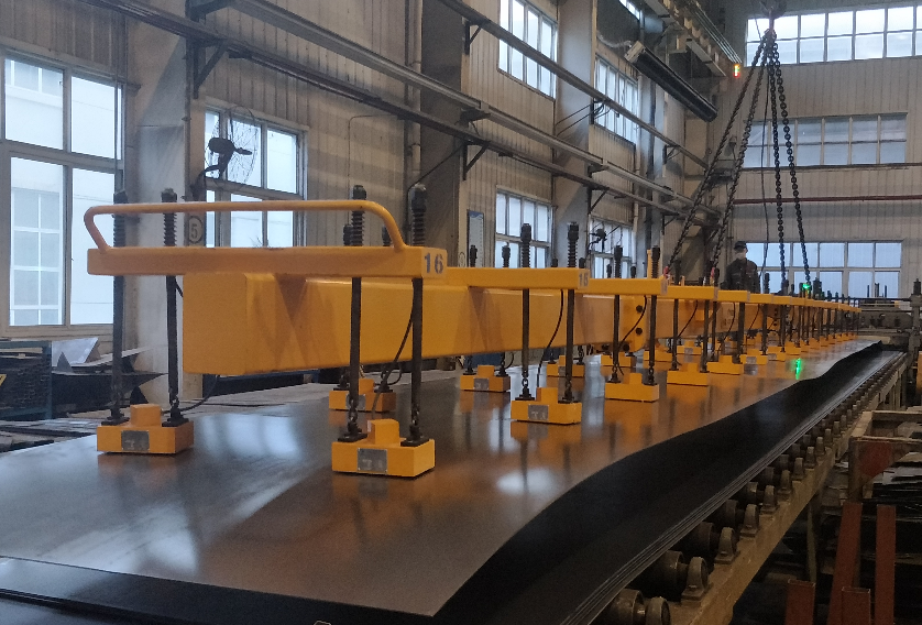 薄鋼板專業電永磁吊具憑什么能夠鶴立雞群